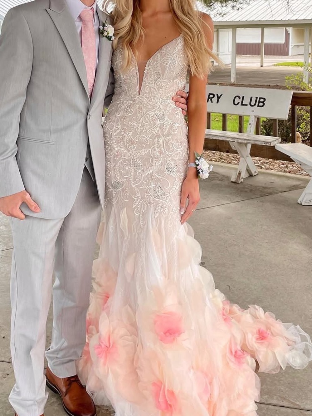 Mac duggal coral and white prom dress